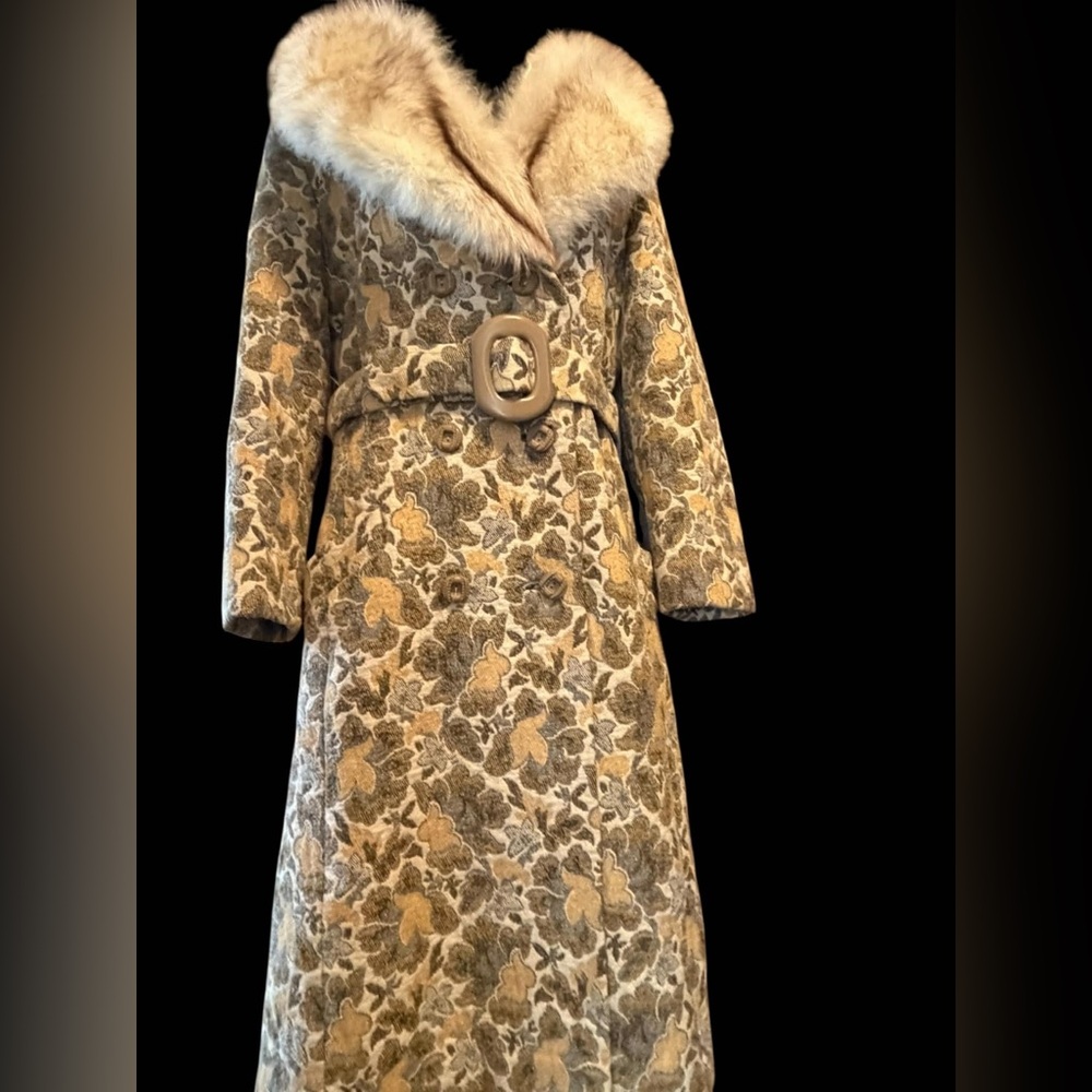 Stunning Tapestry Boho & Fox Fur Collar Coat